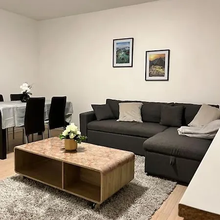 Maghy A Apartment *